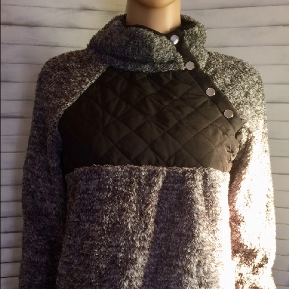 Grey Pullover